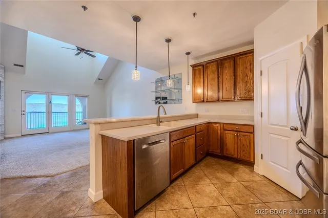 $435,000 | 918 Tuscany Drive, Unit 4M, Camdenton, MO 65020