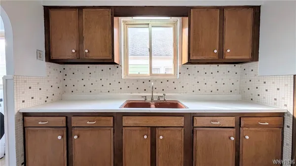 $1,495 | 95 Rand Avenue, Buffalo, NY 14216