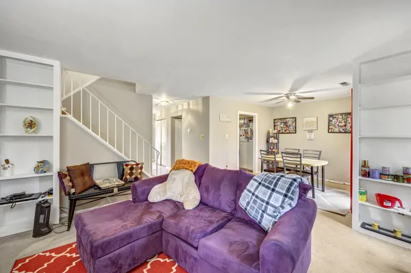 $295,000 | 233 South Hill Drive, Westampton, NJ 08060