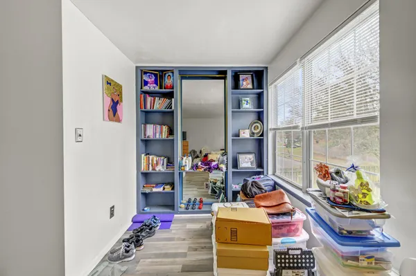 $295,000 | 233 South Hill Drive, Westampton, NJ 08060