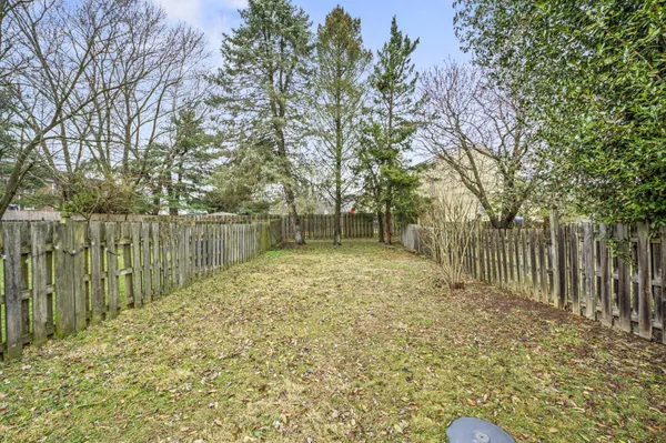 $295,000 | 233 South Hill Drive, Westampton, NJ 08060