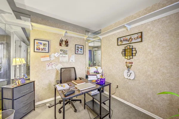 $295,000 | 233 South Hill Drive, Westampton, NJ 08060