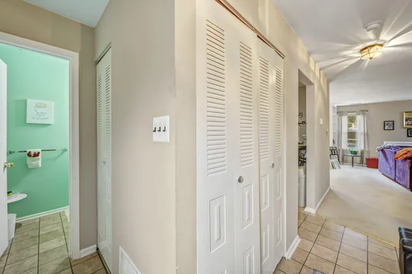$295,000 | 233 South Hill Drive, Westampton, NJ 08060