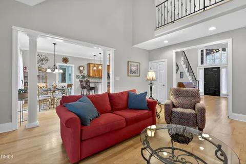 $850,000 | 4613 Cross Brook Lane, Raleigh, NC 27610