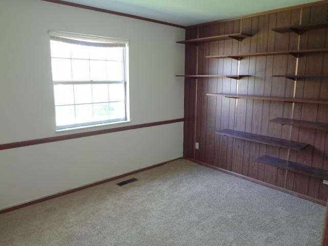 2553 Chartwell Road Columbus, OH 43220 - Photo 17 of 24 Gallery Image 17
