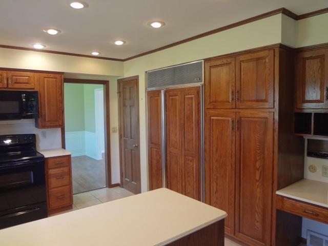 2553 Chartwell Road Columbus, OH 43220 - Photo 3 of 24 Gallery Image 3