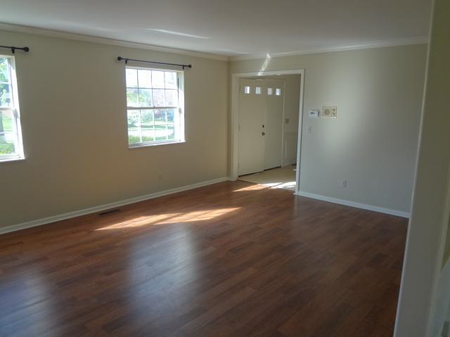 2553 Chartwell Road Columbus, OH 43220 - Photo 9 of 24 Gallery Image 9