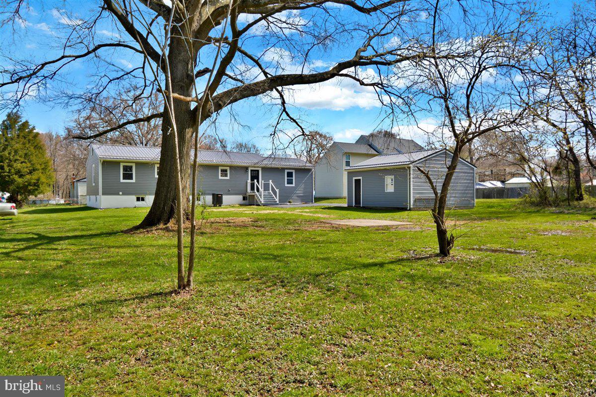 1324 Maple Avenue Baltimore, MD 21221 - Photo 2 of 45 Gallery Image 2