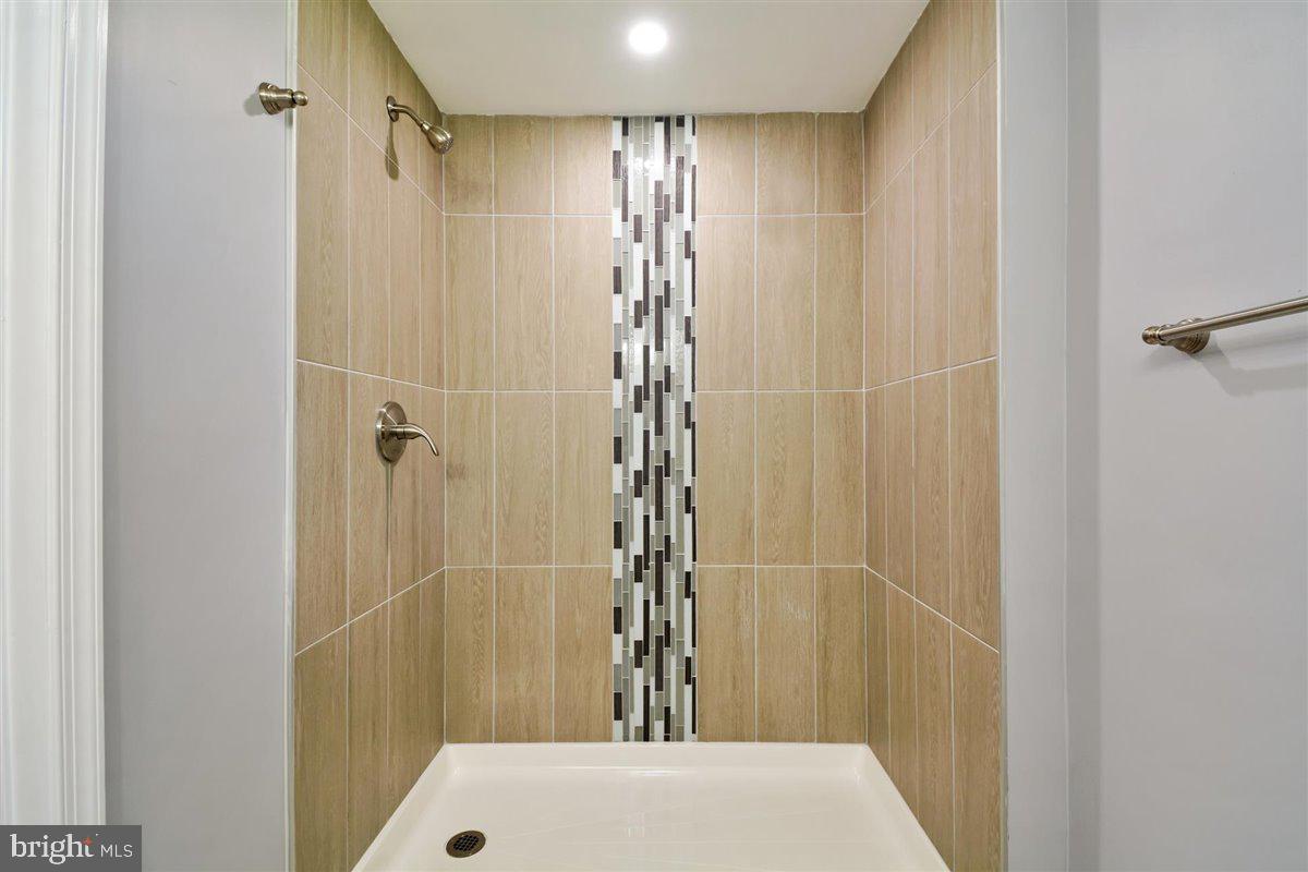 1324 Maple Avenue Baltimore, MD 21221 - Photo 34 of 45 Gallery Image 34