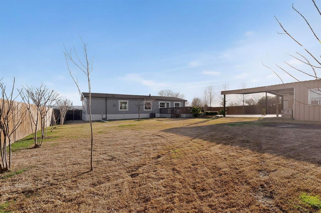 819 Hoss Road Sanger, TX 76266 - Photo 34 of 40