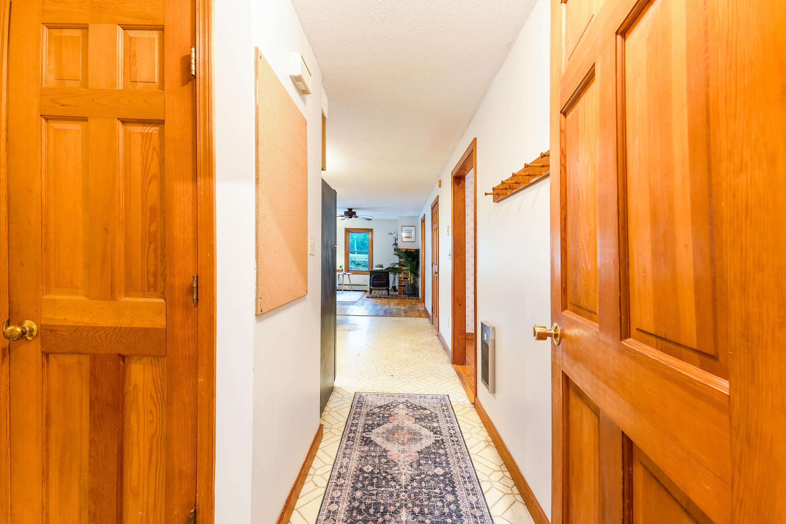 327 Pine Hill Road York, ME 03902 - Photo 30 of 57 327 Pine Hill Rd New Interior_117