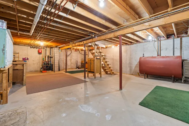 $775,000 | 327 Pine Hill Road, York, ME 03902