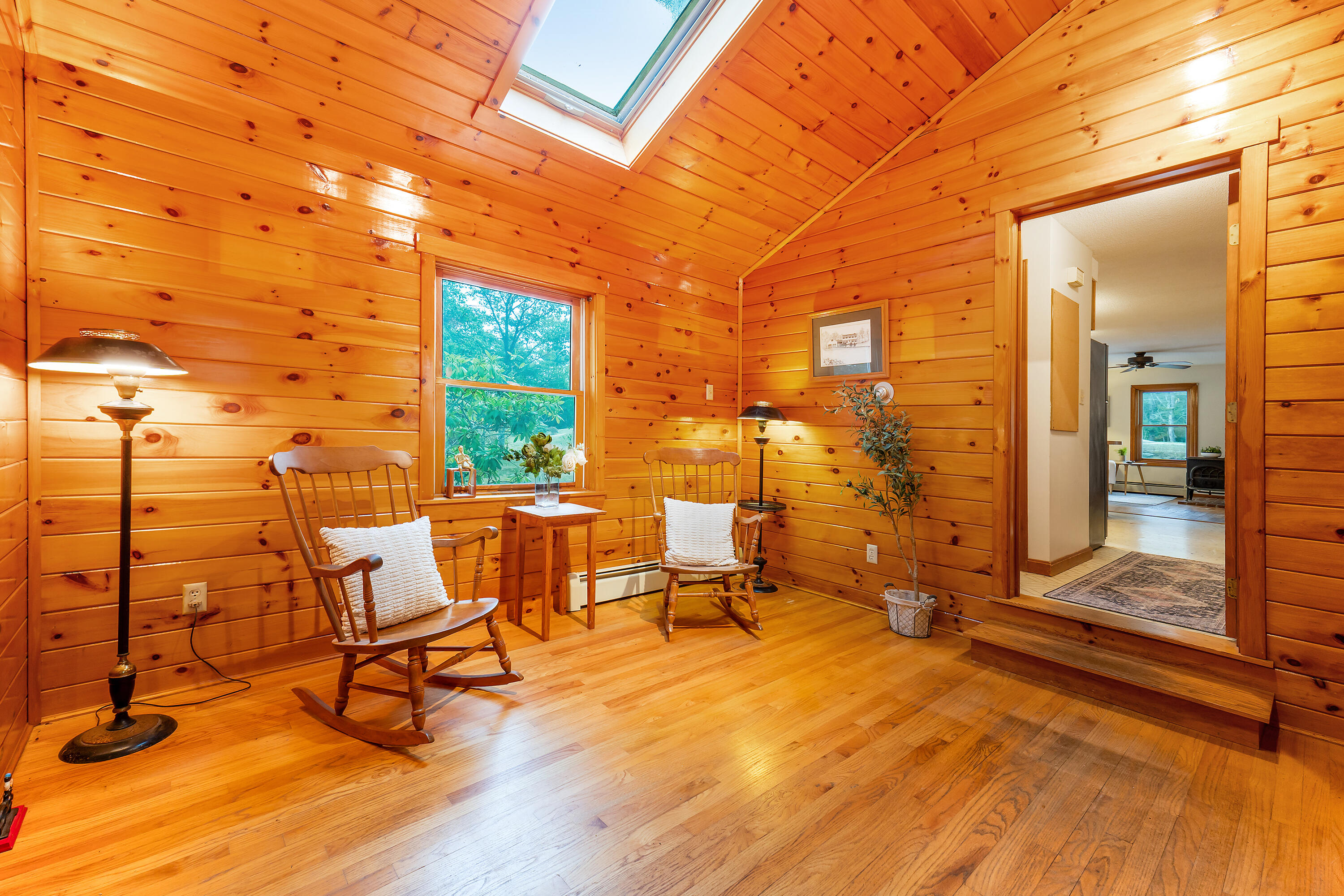 327 Pine Hill Road York, ME 03902 - Photo 10 of 57 327 Pine Hill Rd New Interior_121