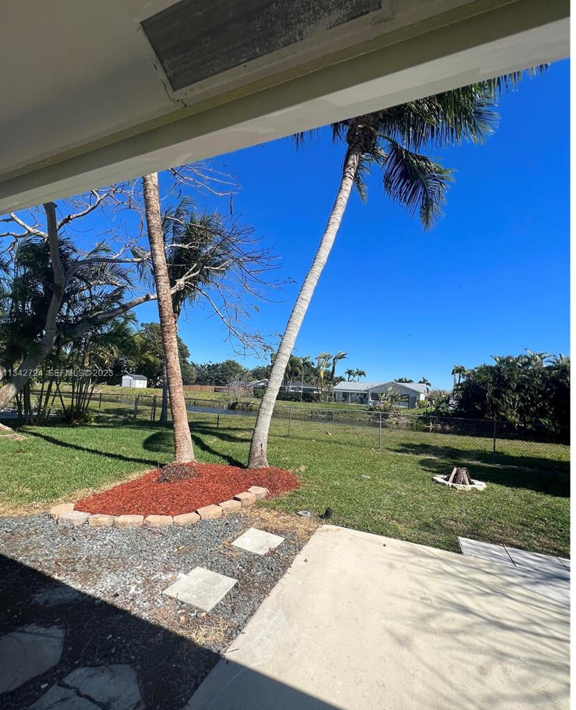 19420 Carolina Circle Boca Raton, FL 33434 - Photo 14 of 17 IMG_2556