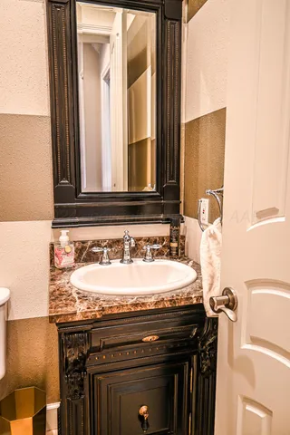 a view of a building entrance