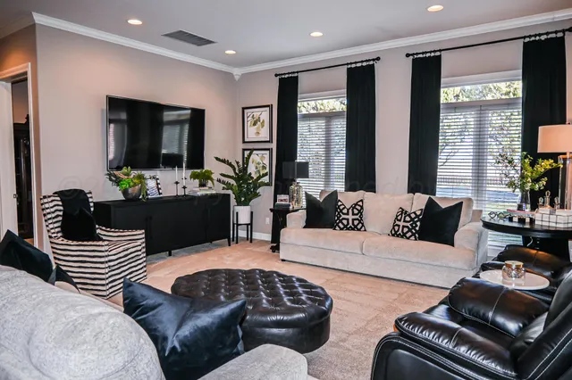 $695,000 | 1155 Fm 2392, Dimmitt, TX 79027