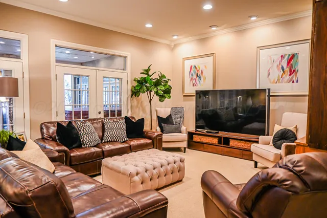 $695,000 | 1155 Fm 2392, Dimmitt, TX 79027