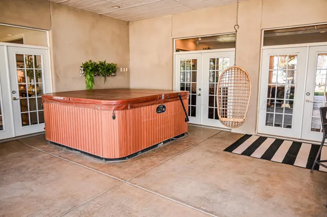 $695,000 | 1155 Fm 2392, Dimmitt, TX 79027