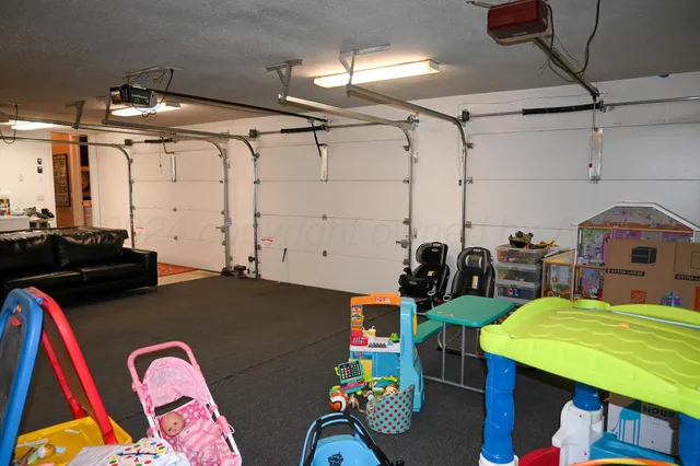 $695,000 | 1155 Fm 2392, Dimmitt, TX 79027