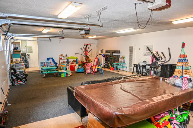 $695,000 | 1155 Fm 2392, Dimmitt, TX 79027