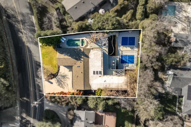 a sign on the side of the road