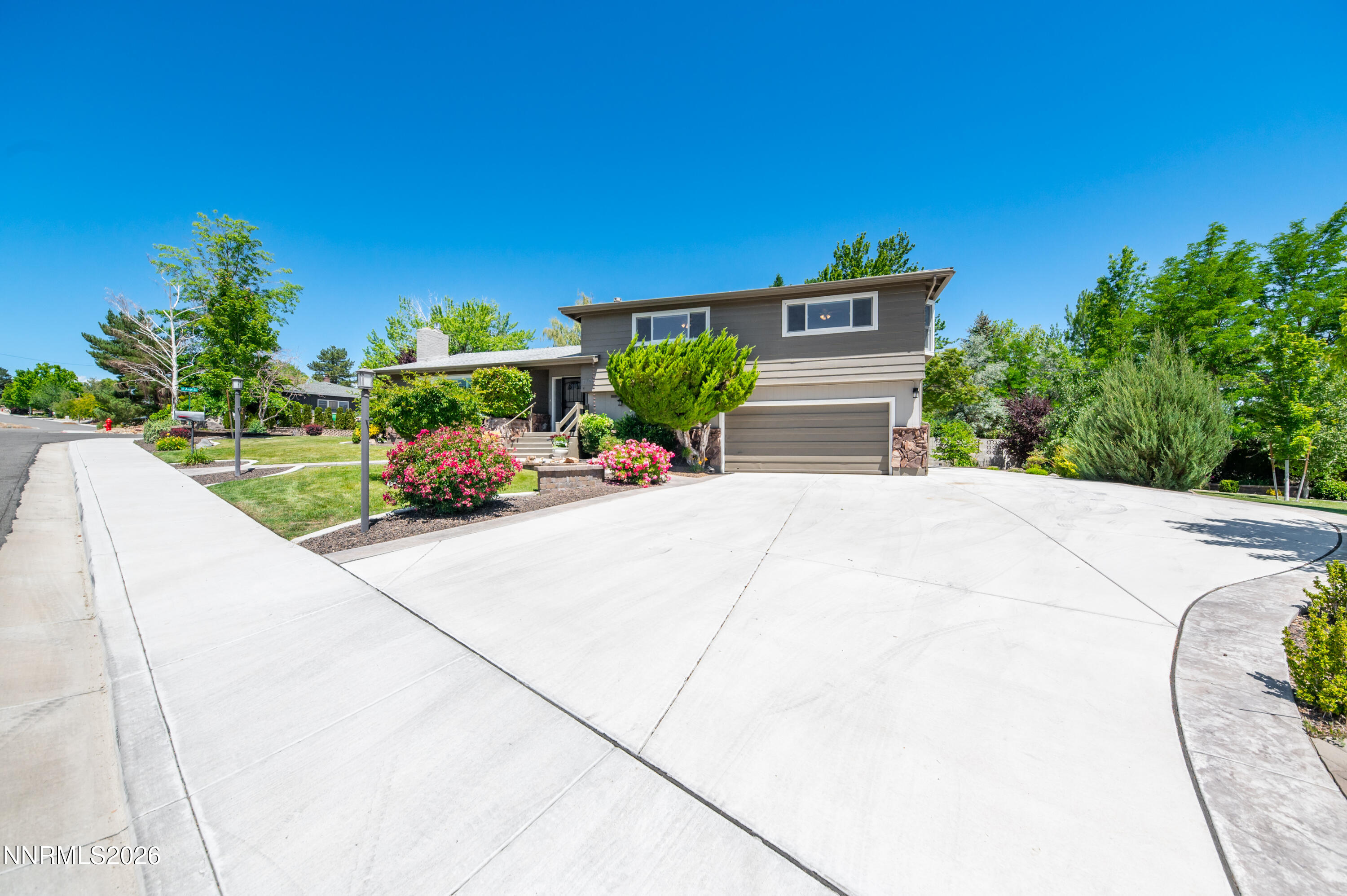 3285 San Mateo Avenue Reno, NV 89509 - Photo 3 of 38 S-1012