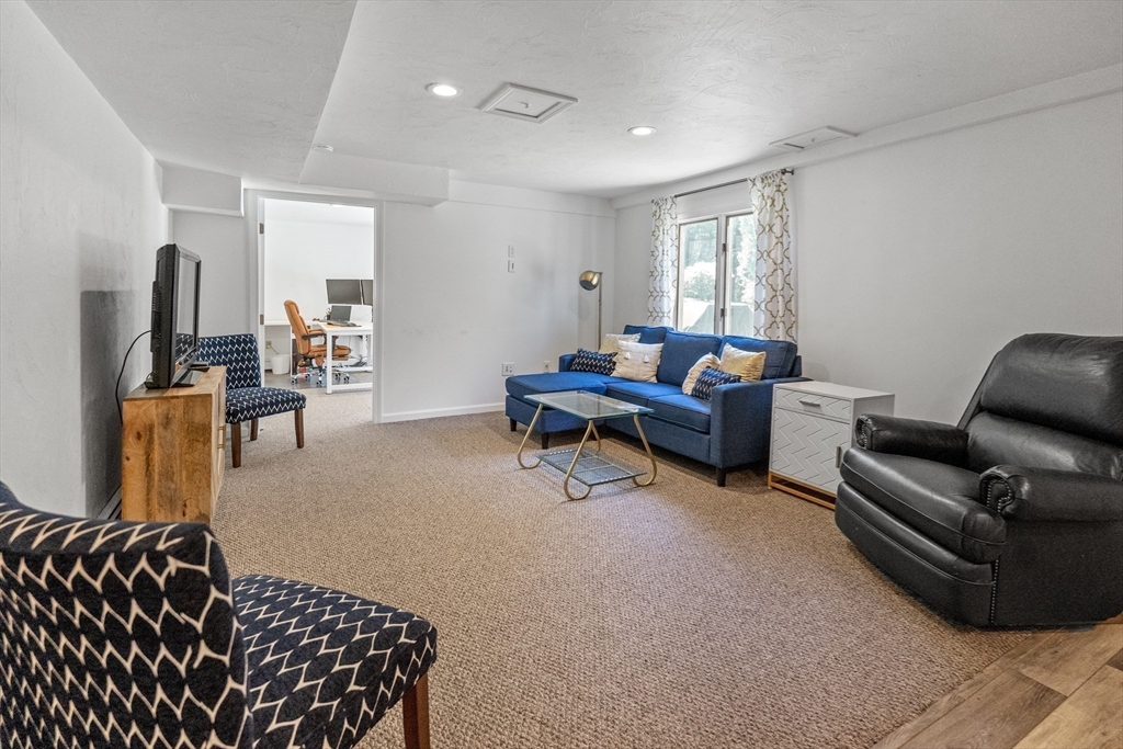 64 Whitewood Road Milford, MA 01757 - Photo 34 of 42 Gallery Image 34