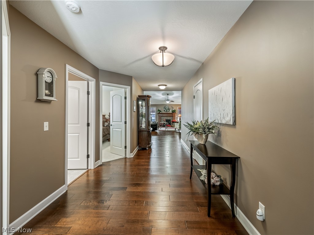 6401 Rustic Ridge Circle Northwest, Unit 27 Massillon, OH 44646 - Photo 4 of 31 Gallery Image 4