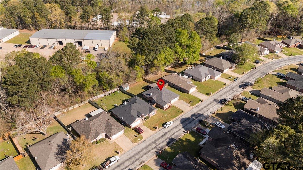 261 Frederick Circle Flint, TX 75762 - Photo 3 of 39