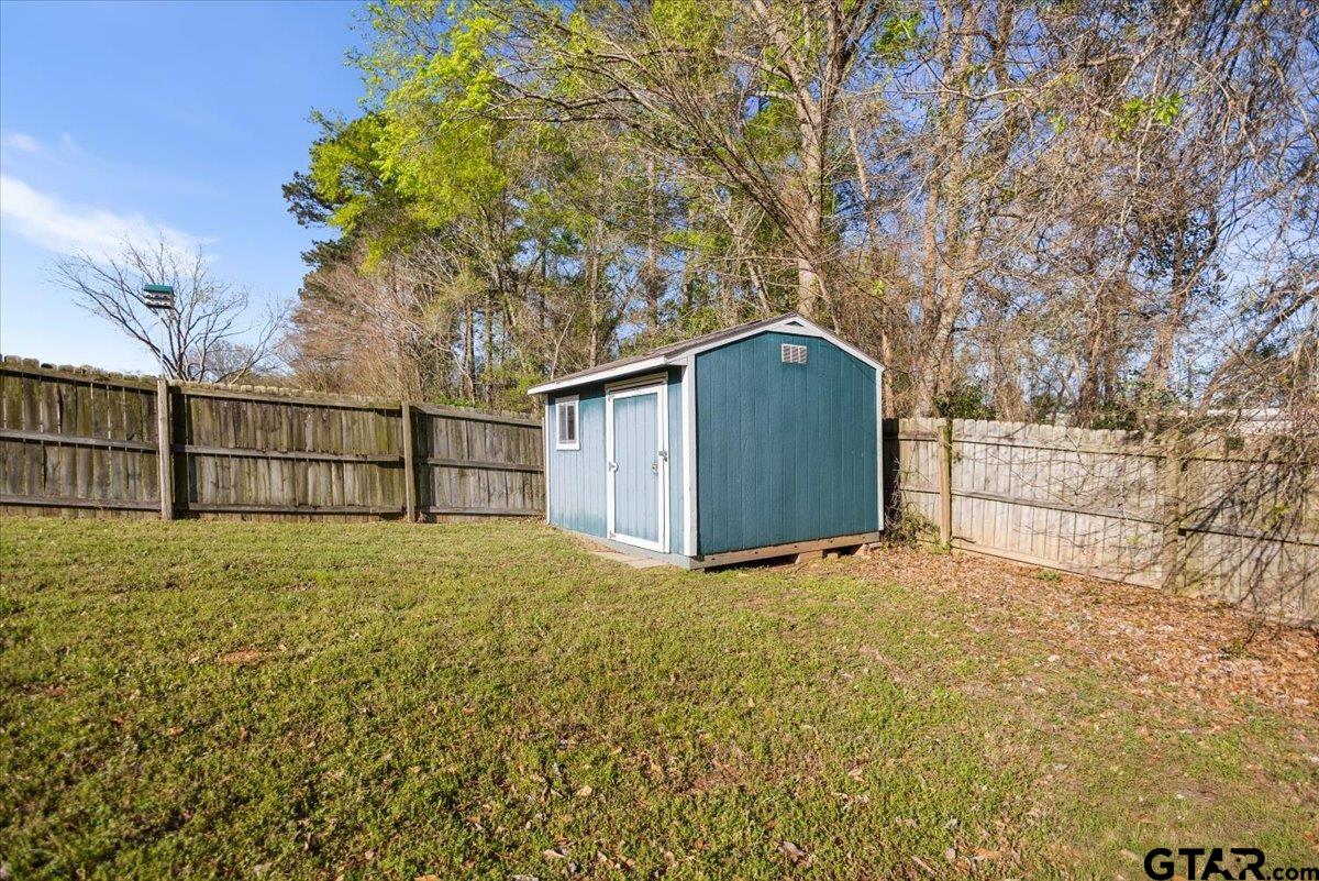 261 Frederick Circle Flint, TX 75762 - Photo 32 of 39