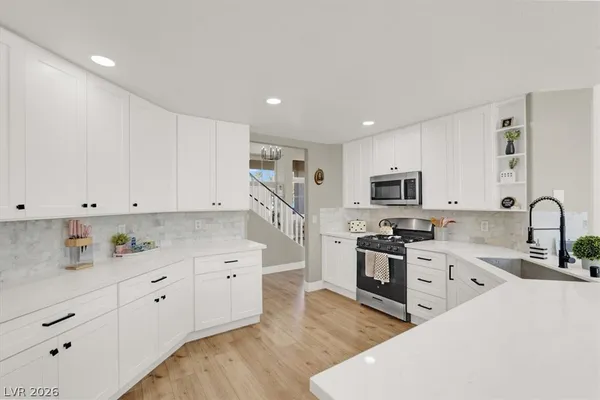 $664,000 | 11 Desert Dawn Lane, Henderson, NV 89074
