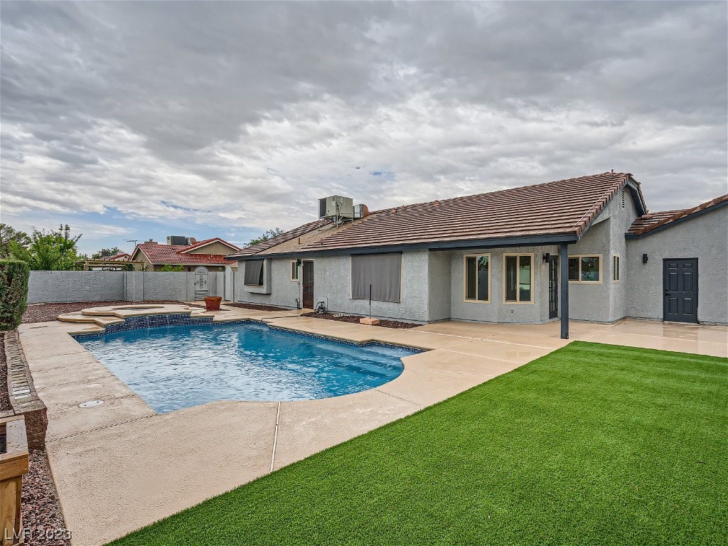 3637 North Solitude Road Las Vegas, NV 89108 - Photo 23 of 25 Gallery Image 23