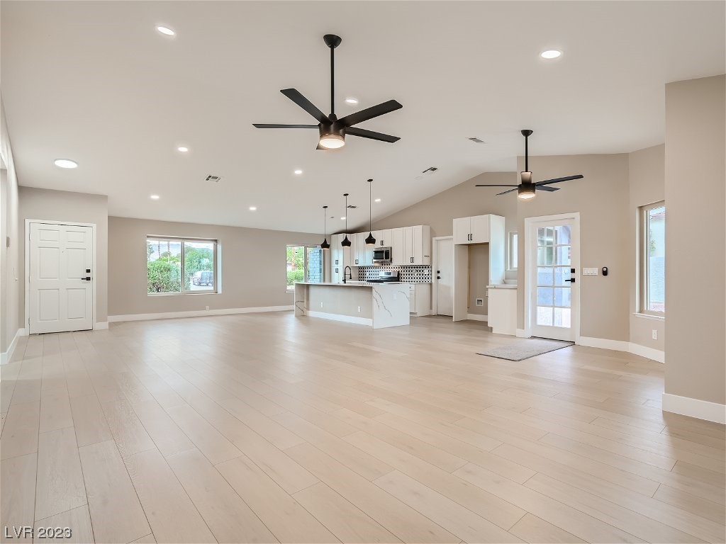 3637 North Solitude Road Las Vegas, NV 89108 - Photo 8 of 25 Gallery Image 8