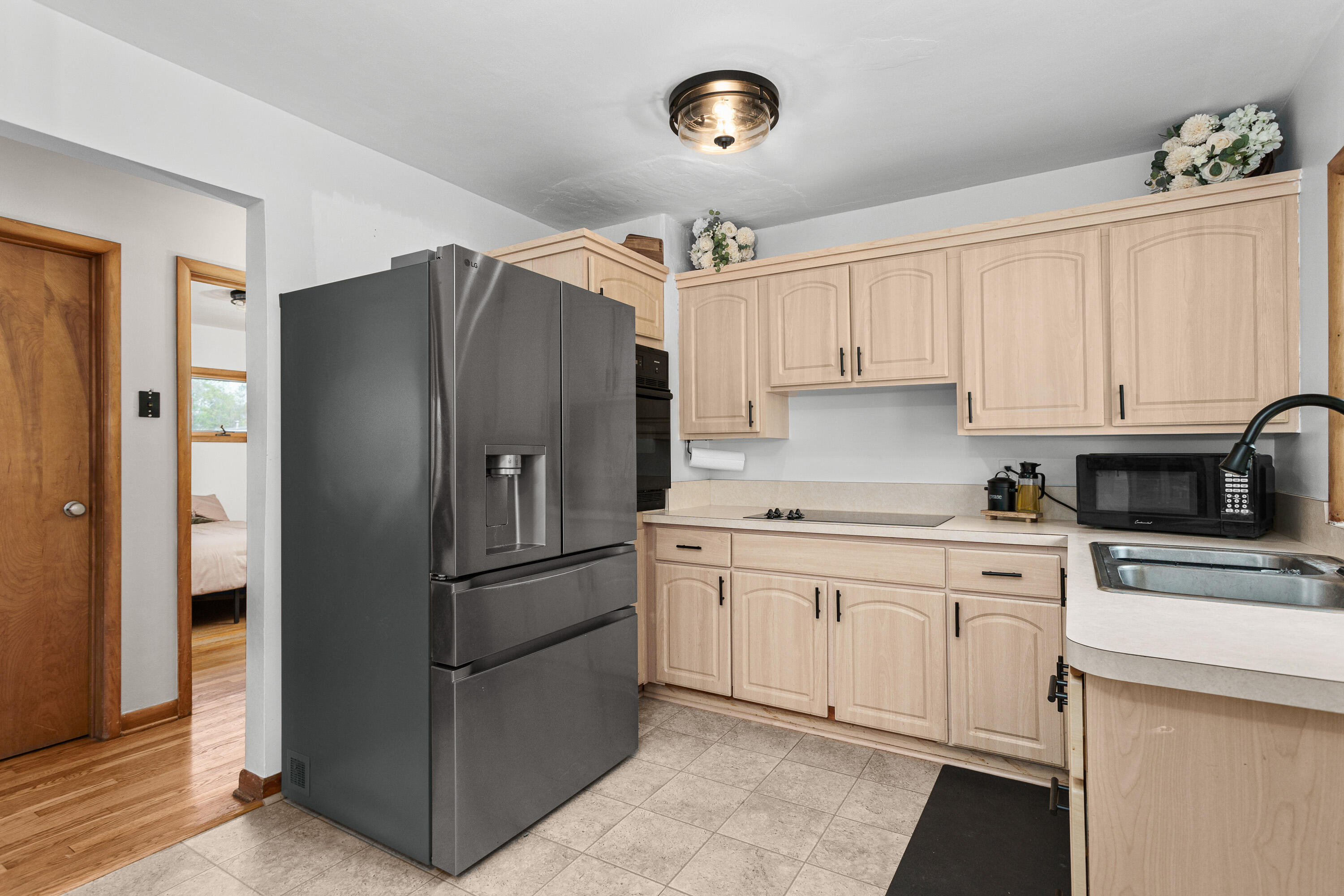 105 Clark Street Watertown, WI 53094 - Photo 14 of 35 Beautiful kitchen