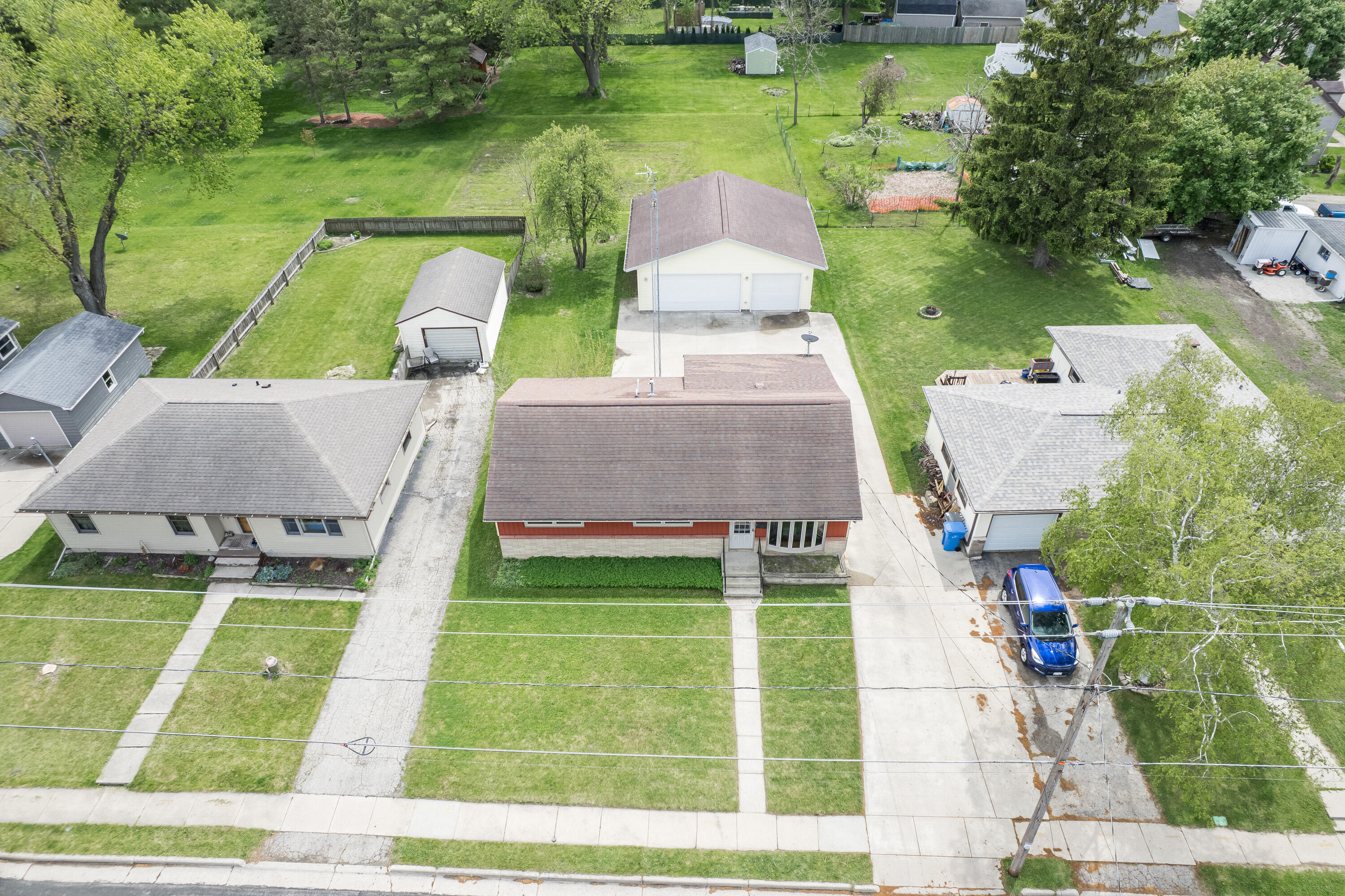 105 Clark Street Watertown, WI 53094 - Photo 4 of 35 Front aerial view