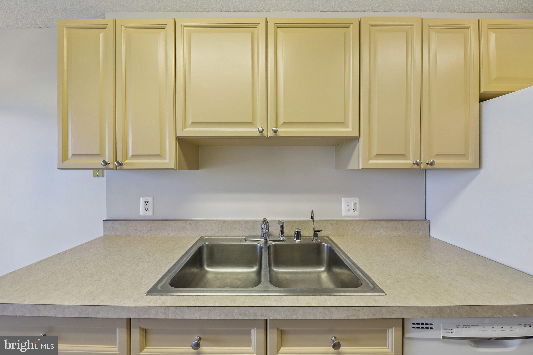 19385 Cypress Ridge Terrace, Unit 515 Leesburg, VA 20176 - Photo 51 of 58