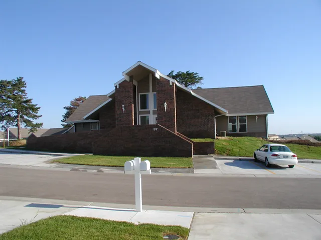 $1,345 | 3600 Southwest Gage Boulevard, Topeka, KS 66614