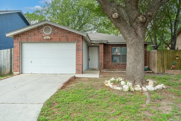 $250,000 | 15503 Walnut Creek Drive, San Antonio, TX 78247
