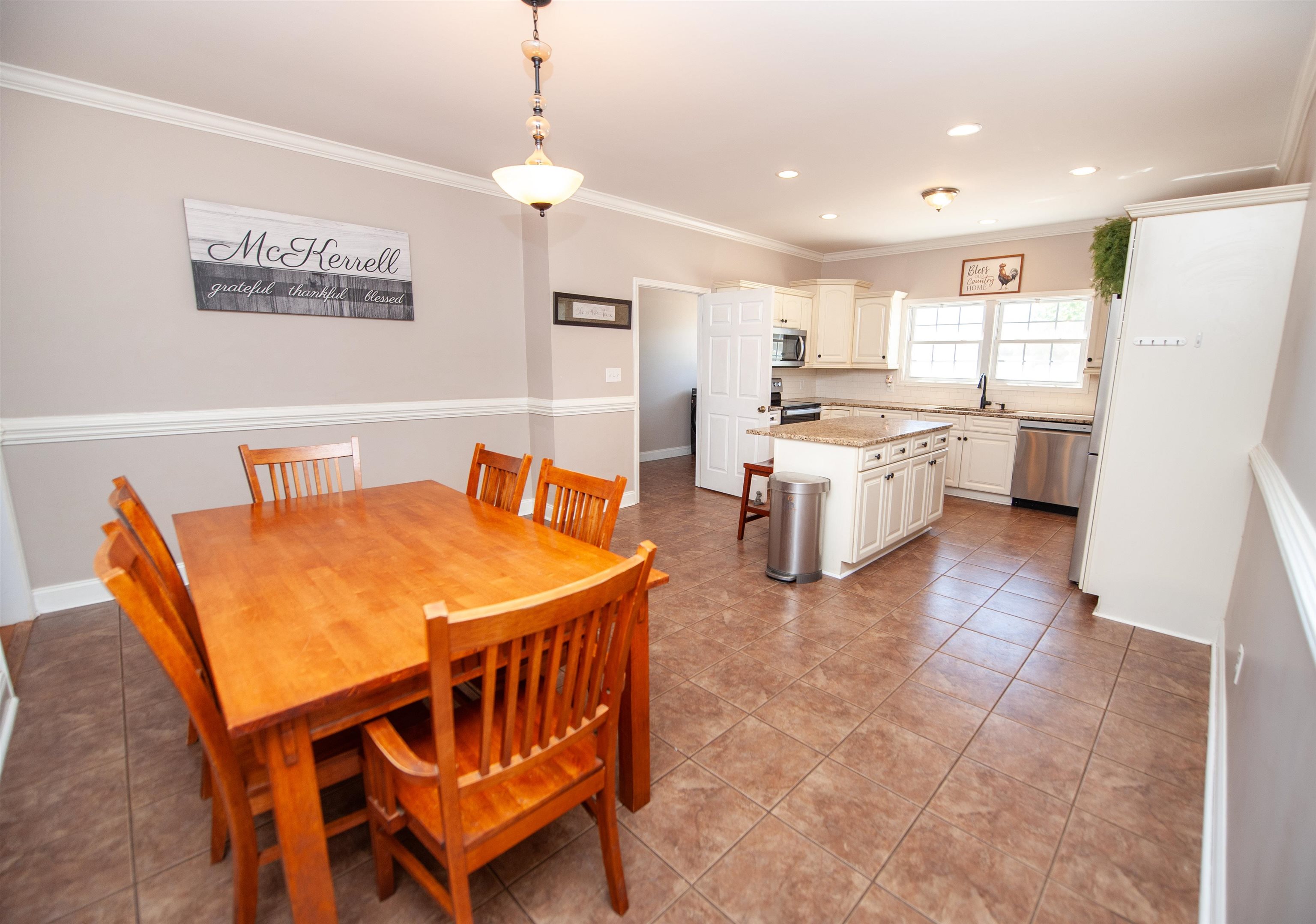 450 Meadow Road Inman, SC 29349 - Photo 9 of 38