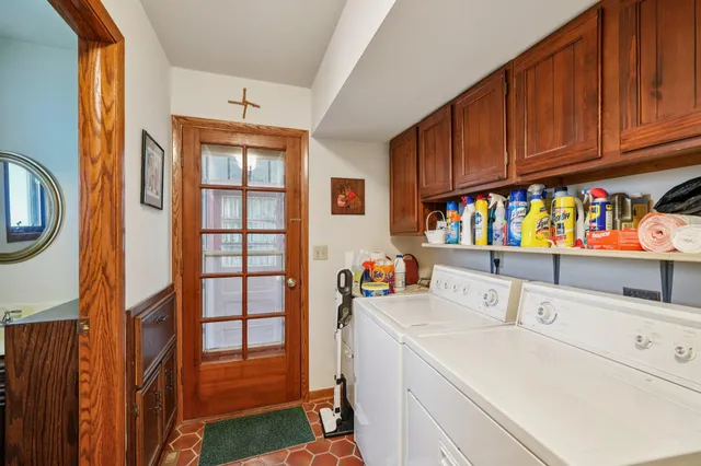 $1,299,000 | W5706 Bubbling Springs Drive, La Grange, WI 53121