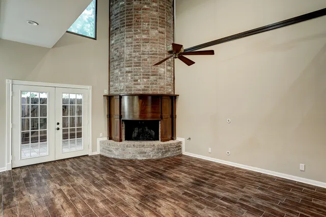 $2,600 | 15010 Kimberley Court, Houston, TX 77079