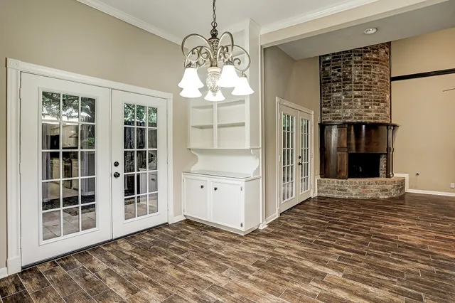 $2,600 | 15010 Kimberley Court, Houston, TX 77079