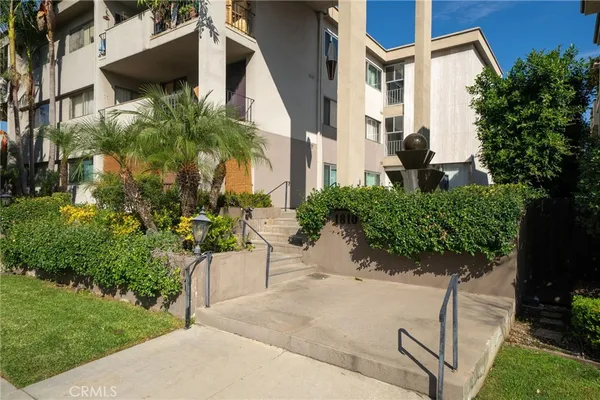 $634,000 | 1810 Ramona Avenue, Unit 36, South Pasadena, CA 91030