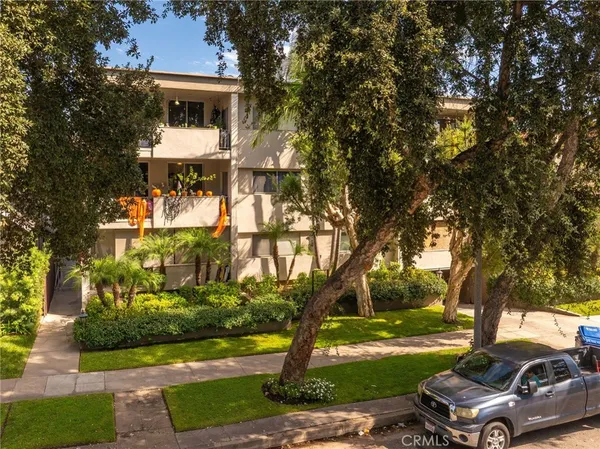 $634,000 | 1810 Ramona Avenue, Unit 36, South Pasadena, CA 91030