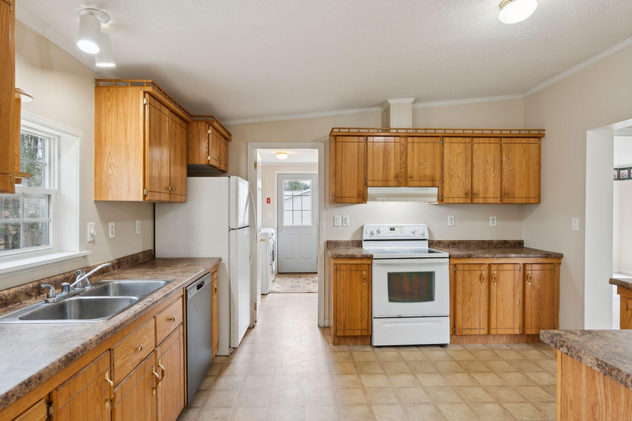 7 Arundel Drive Lisbon, ME 04250 - Photo 19 of 32 19_DSC07943