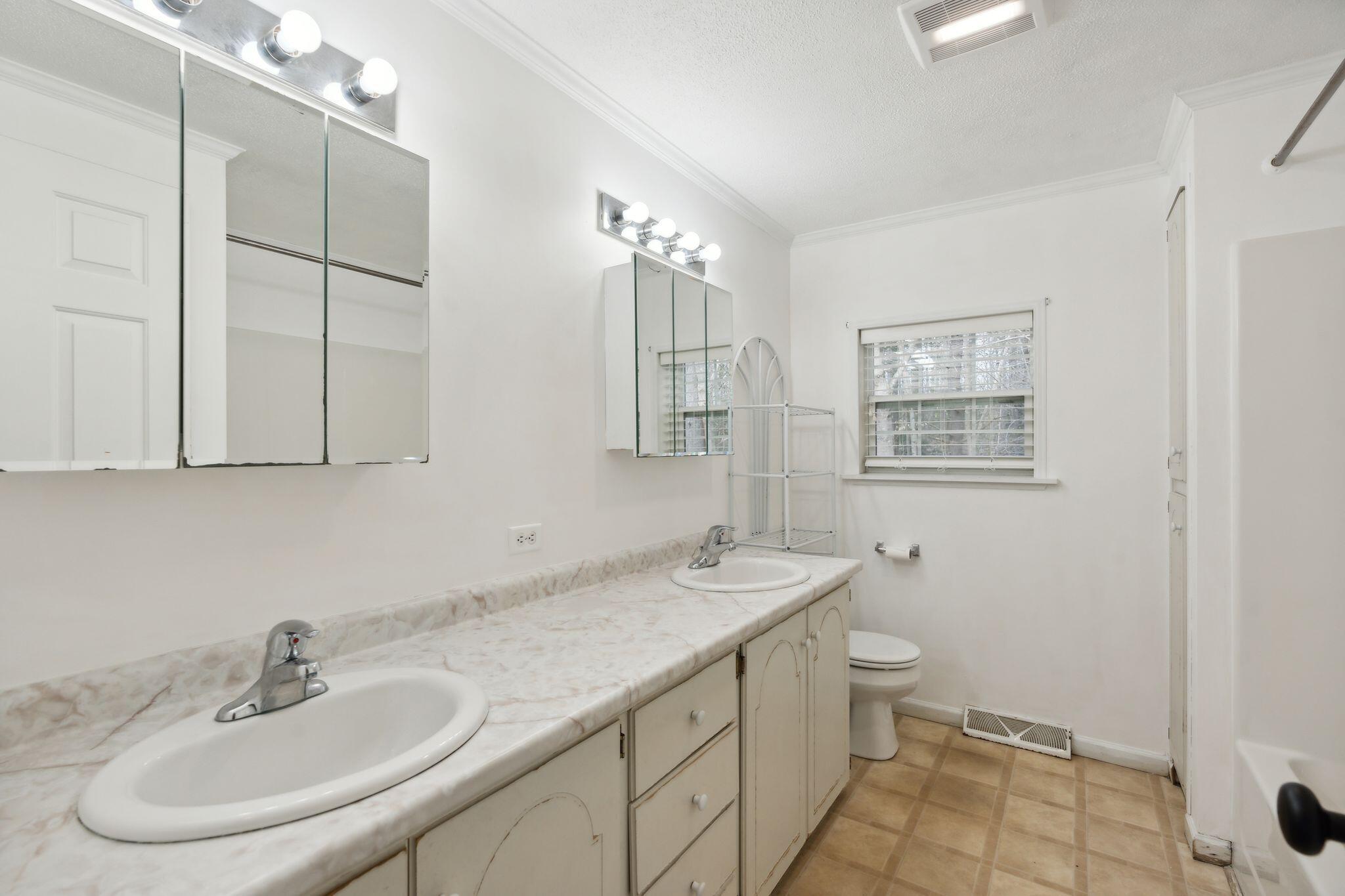 7 Arundel Drive Lisbon, ME 04250 - Photo 23 of 32 23_DSC07968