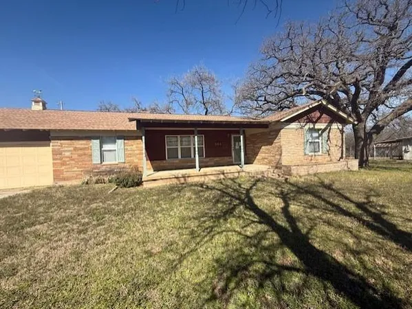$149,900 | 504 West Pioneer Street, Rising Star, TX 76471