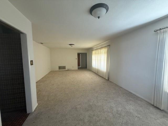 504 West Pioneer Street Rising Star, TX 76471 - Photo 5 of 18 Living/Dining