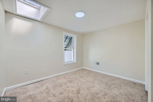 $1,900 | 1147 Scott Street, Baltimore, MD 21230