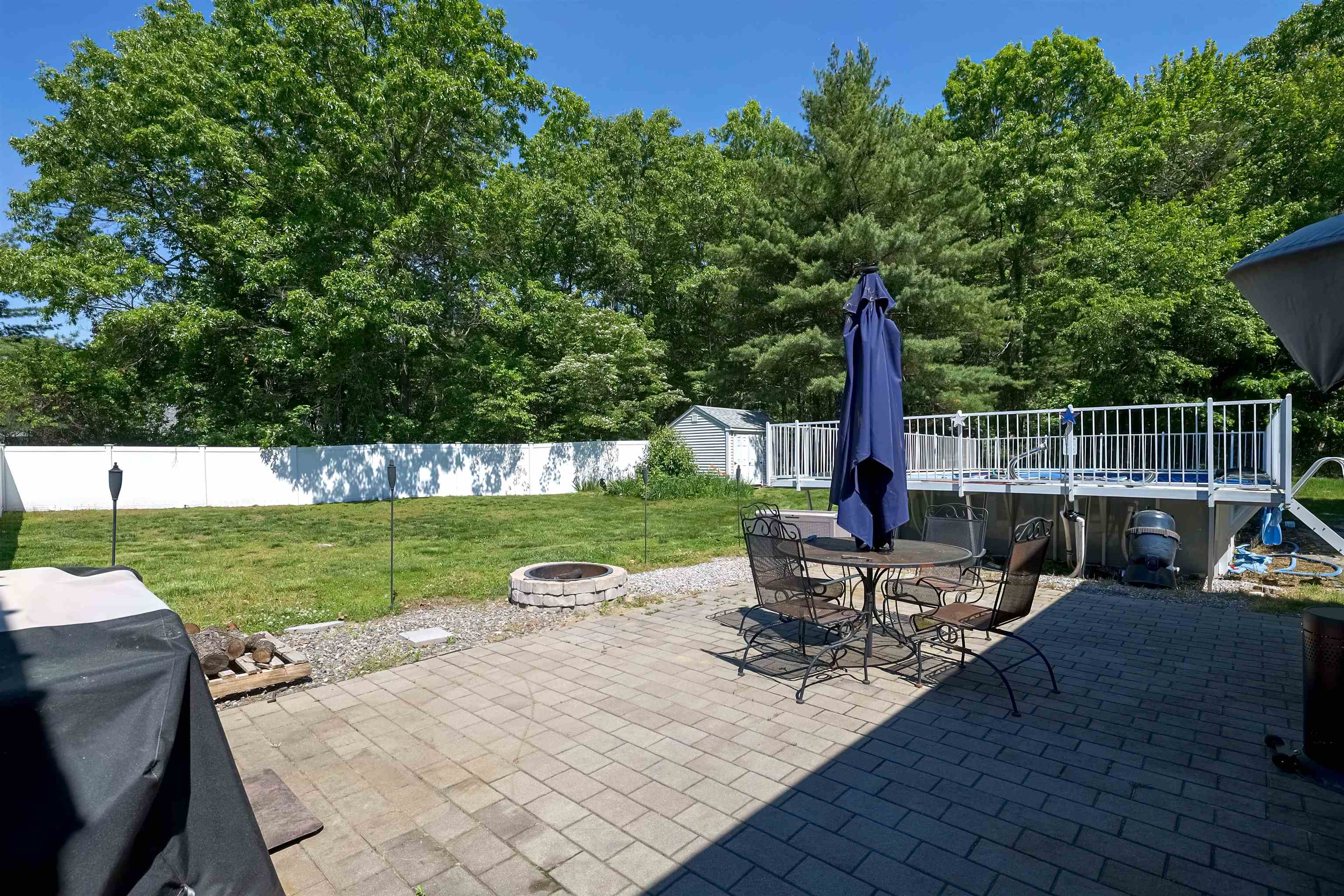 109 Baboosic Lake Road Merrimack, NH 03054 - Photo 8 of 39
